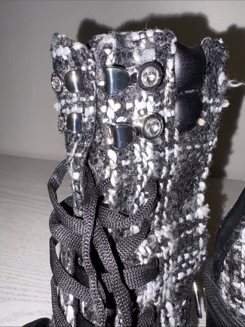 JLo B&W Tweed Lace-Up Chunky Heel Ankle Boots w/zip & jewel accents - Picture 2 of 14